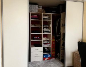 Appartement 3 chambres à vendre dans Floresti