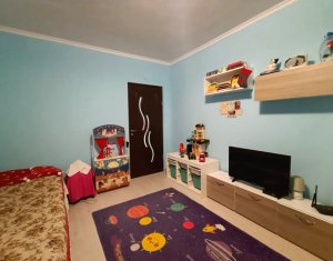 Appartement 3 chambres à vendre dans Floresti