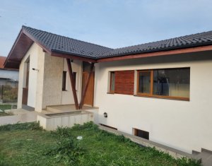 Maison 6 chambres à vendre dans Sannicoara