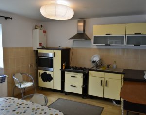 Ház 4 szobák eladó on Cluj-napoca, Zóna Manastur