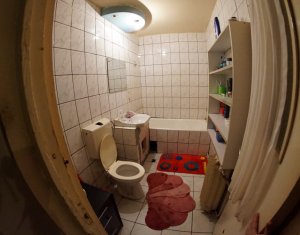 Appartement 4 chambres à vendre dans Cluj-napoca, zone Manastur