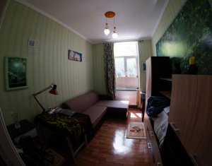 Appartement 3 chambres à vendre dans Cluj-napoca, zone Centru