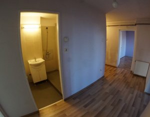 Lakás 3 szobák eladó on Cluj-napoca, Zóna Plopilor