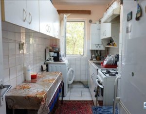 Appartement 3 chambres à vendre dans Cluj-napoca, zone Manastur