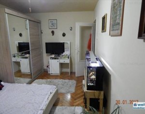 Lakás 3 szobák eladó on Cluj-napoca, Zóna Manastur