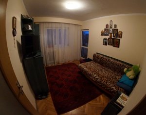 Appartement 4 chambres à vendre dans Cluj-napoca, zone Zorilor