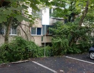 Appartement 3 chambres à vendre dans Cluj-napoca, zone Manastur