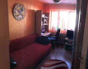 Appartement 4 chambres à vendre dans Cluj-napoca, zone Manastur