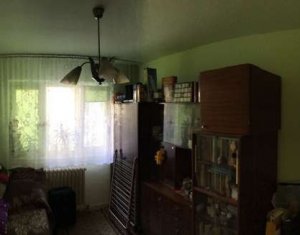 Appartement 4 chambres à vendre dans Cluj-napoca, zone Manastur