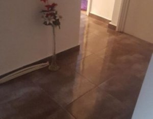 Appartement 4 chambres à vendre dans Cluj-napoca, zone Zorilor