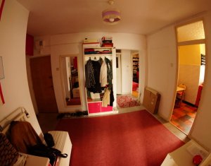 Lakás 3 szobák eladó on Cluj-napoca, Zóna Manastur