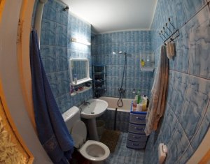 Appartement 3 chambres à vendre dans Cluj-napoca, zone Plopilor