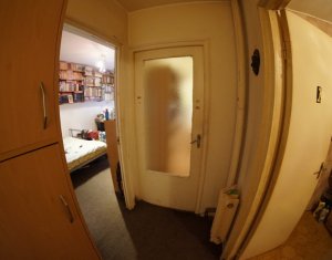 Lakás 4 szobák eladó on Cluj-napoca, Zóna Manastur