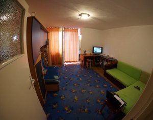 Garzon eladó on Cluj-napoca, Zóna Manastur