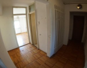 Lakás 3 szobák eladó on Cluj-napoca