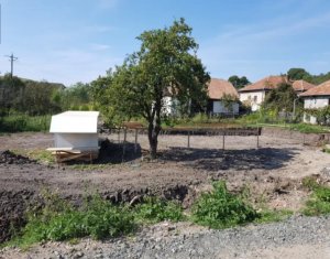 Telek eladó on Salicea