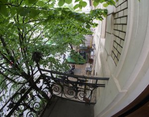 Appartement 4 chambres à louer dans Cluj-napoca, zone Centru