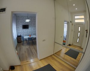 Appartement 4 chambres à louer dans Cluj-napoca, zone Centru