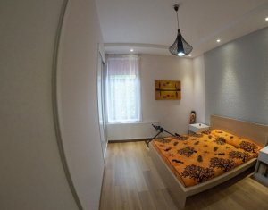 Appartement 4 chambres à louer dans Cluj-napoca, zone Centru