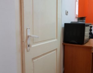 Spatiu birou/sediu firma, zona Centrala, 52p