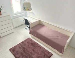 Appartement 3 chambres à vendre dans Floresti