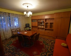 Appartement 3 chambres à vendre dans Cluj-napoca, zone Manastur