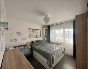 Appartement 3 chambres à vendre dans Cluj-napoca, zone Intre Lacuri