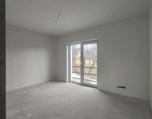 Maison 5 chambres à vendre dans Chinteni