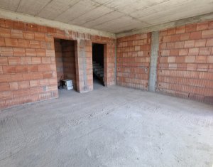 Ház 4 szobák eladó on Campenesti, Zóna Centru