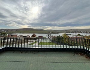 Ház 4 szobák eladó on Campenesti, Zóna Centru