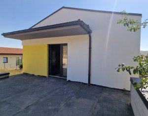 Ház 4 szobák eladó on Campenesti, Zóna Centru