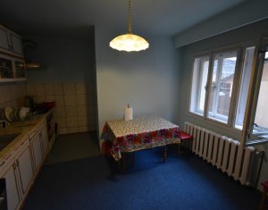 Maison 3 chambres à vendre dans Cluj-napoca, zone Manastur