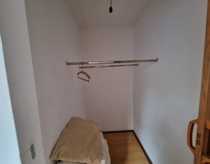 Maison 4 chambres à vendre dans Cluj-napoca, zone Manastur