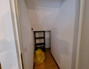 Maison 4 chambres à vendre dans Cluj-napoca, zone Manastur