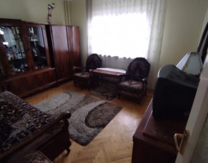 Appartement 4 chambres à vendre dans Cluj-napoca, zone Manastur