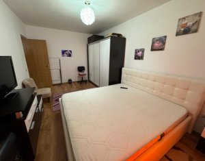 Appartement 4 chambres à vendre dans Floresti