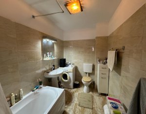 Appartement 4 chambres à vendre dans Floresti