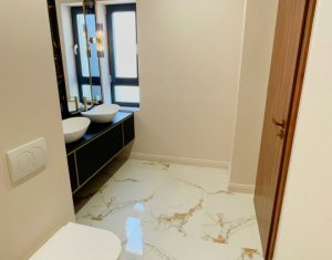 Maison 4 chambres à vendre dans Cluj-napoca, zone Buna Ziua