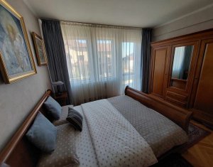Maison 6 chambres à vendre dans Cluj-napoca, zone Faget