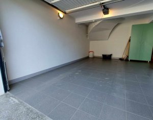 Maison 6 chambres à vendre dans Cluj-napoca, zone Faget