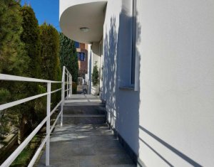 Maison 6 chambres à vendre dans Cluj-napoca, zone Faget