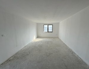 Maison 5 chambres à vendre dans Floresti