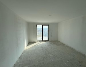 Maison 5 chambres à vendre dans Floresti