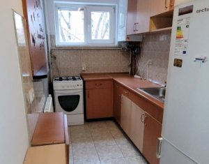 Appartement 3 chambres à louer dans Cluj-napoca, zone Manastur