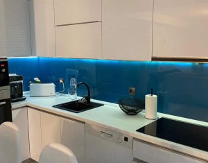 Maison 4 chambres à vendre dans Floresti