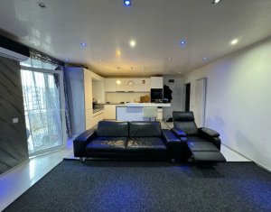 Appartement 3 chambres à louer dans Floresti