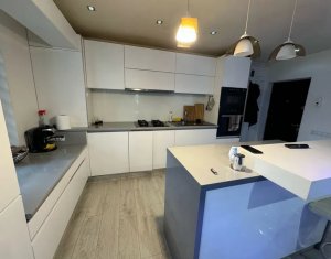 Appartement 3 chambres à louer dans Floresti