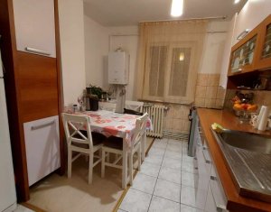 , 77m2 dans Cluj-napoca, zone Manastur