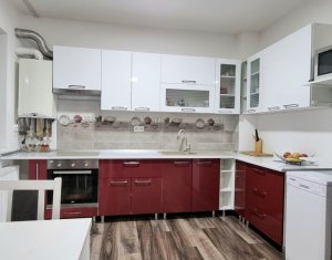 Maison 5 chambres à vendre dans Floresti