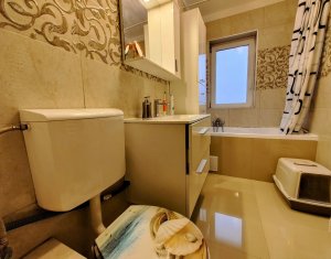 Apartament 3 camere, 110 mp utili, zona Vivo 